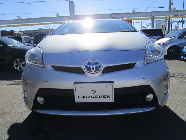 Toyota PRIUS 2016-01 185603-2