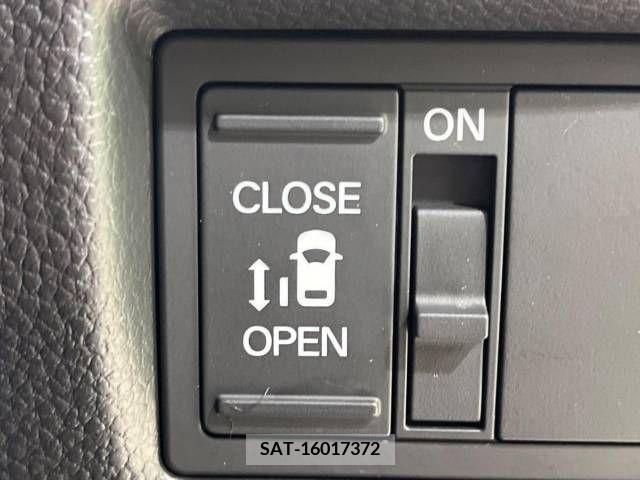 Honda N BOX 2021-01 215282-6