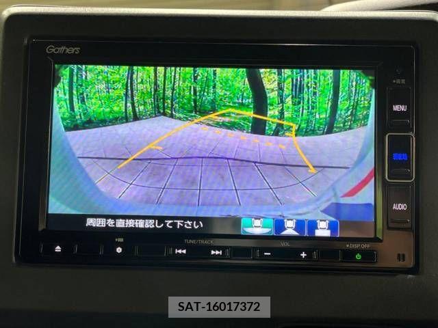 Honda N BOX 2021-01 215282-3