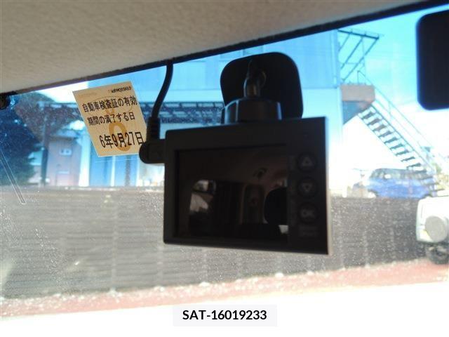 Honda N BOX CUSTOM 2013-09 246793-17