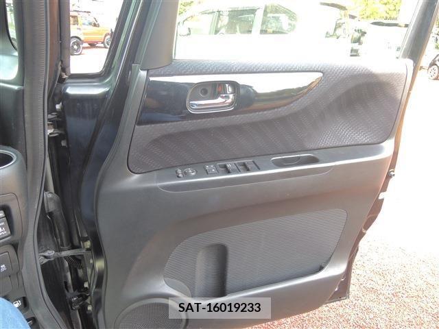 Honda N BOX CUSTOM 2013-09 246793-18