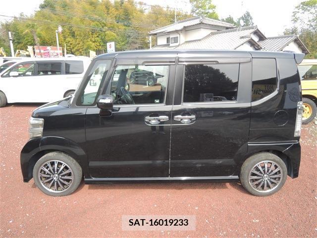 Honda N BOX CUSTOM 2013-09 246793-4