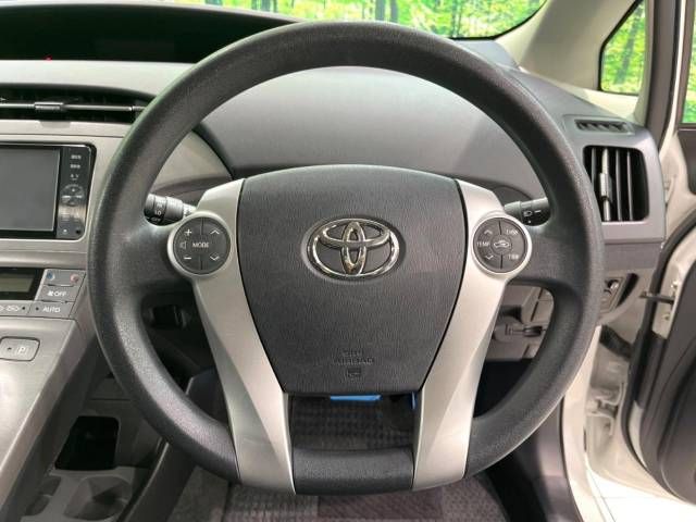 Toyota PRIUS 2012-02 18330-11