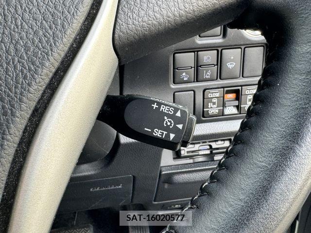 Toyota VOXY 2019-09 232806-13