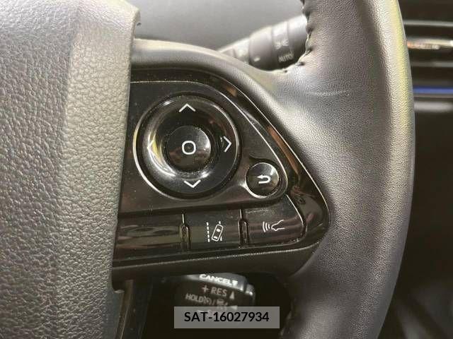 Toyota PRIUS 2019-07 366552-2