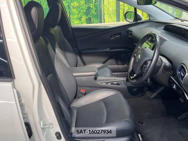 Toyota PRIUS 2019-07 366552-8