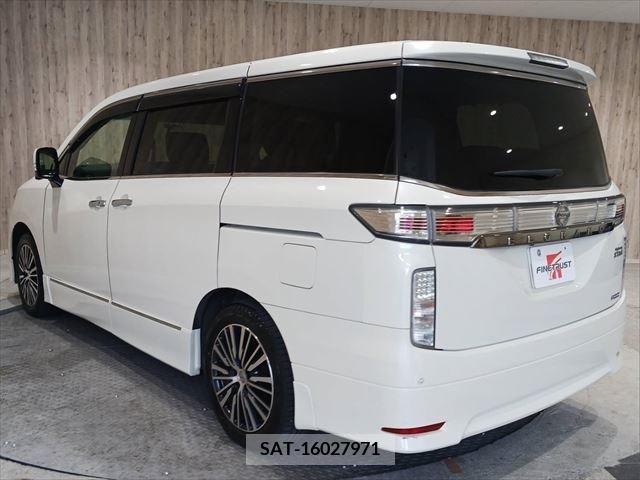 Nissan ELGRAND 2016-06 219257-6