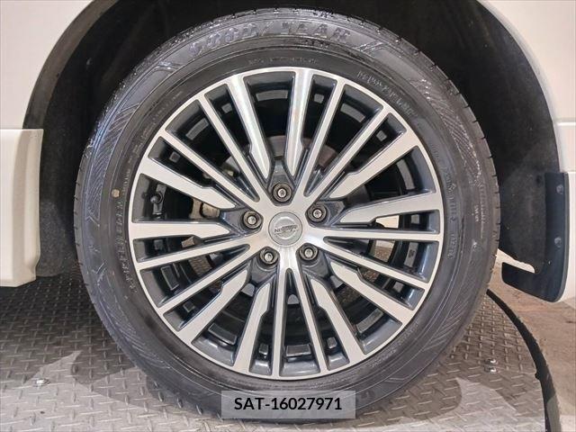 Nissan ELGRAND 2016-06 219257-16