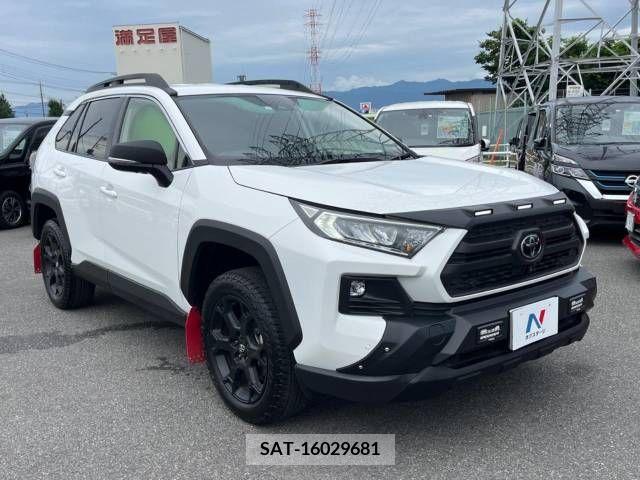 Toyota RAV4 2023-02 379684-16