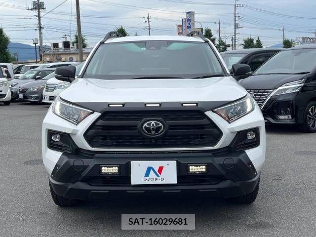 Toyota RAV4 2023-02 379684-14