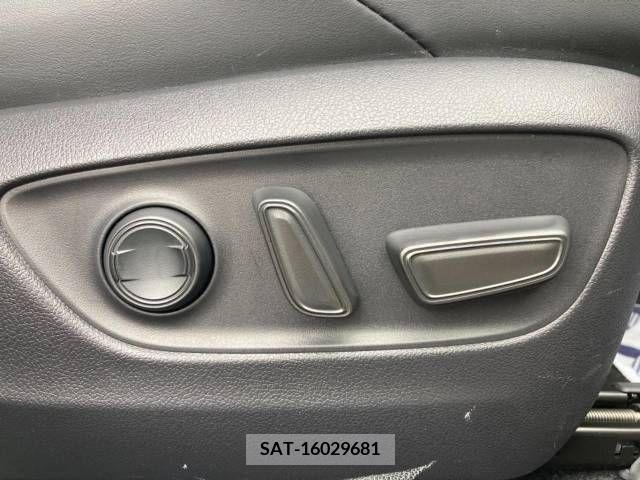 Toyota RAV4 2023-02 379684-6