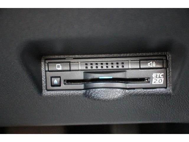 Toyota PRIUS PHV 2017-03 22390-3