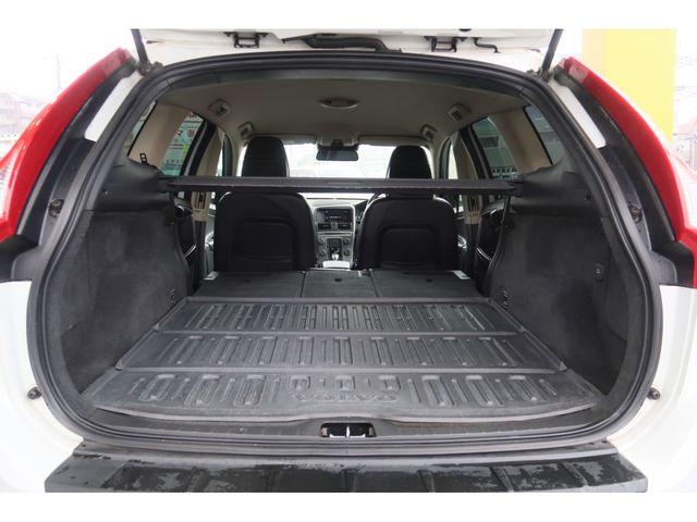 Volvo XC60 2013-10 195916-27