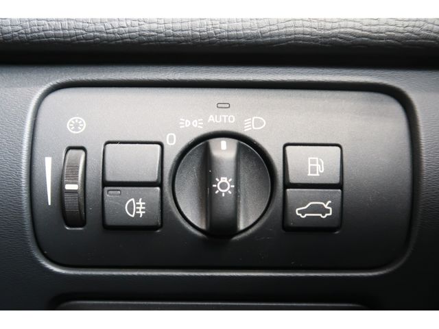 Volvo XC60 2013-10 195916-11
