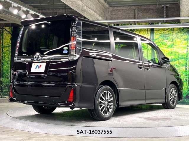 Toyota VOXY 2016-07 289062-17