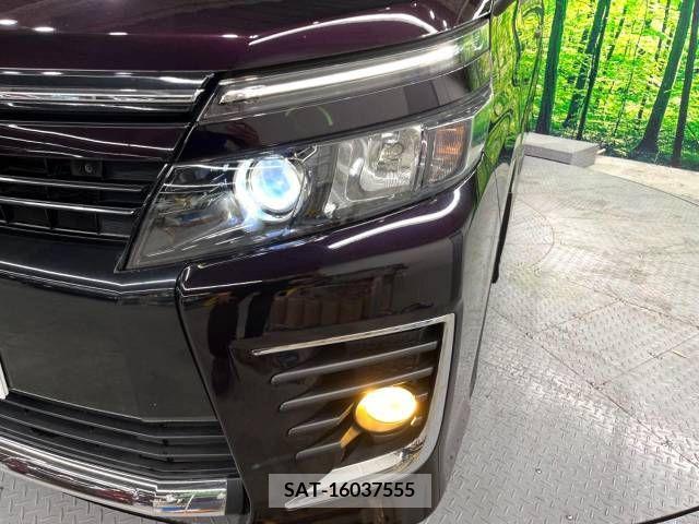 Toyota VOXY 2016-07 289062-11