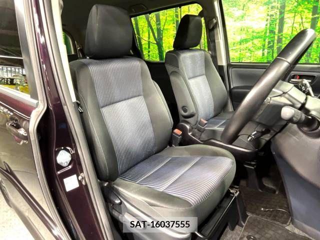Toyota VOXY 2016-07 289062-7