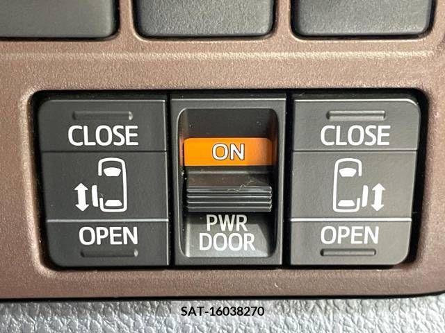 Toyota ESQUIRE 2015-06 336549-4