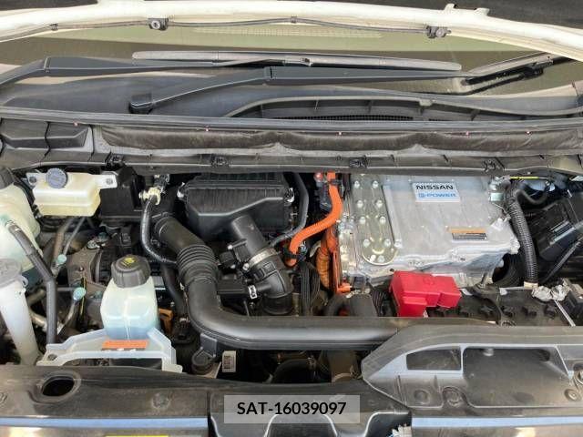Nissan SERENA 2019-10 347521-19