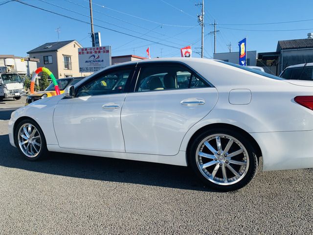 Toyota MARK X 2012-02 6924-7