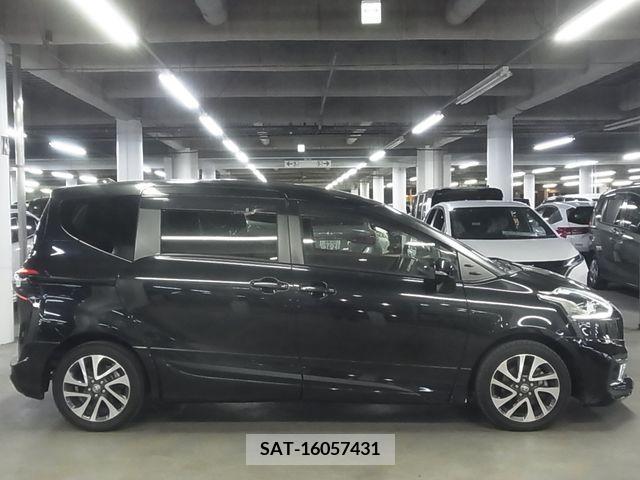 Toyota SIENTA 2018-06 298334-7
