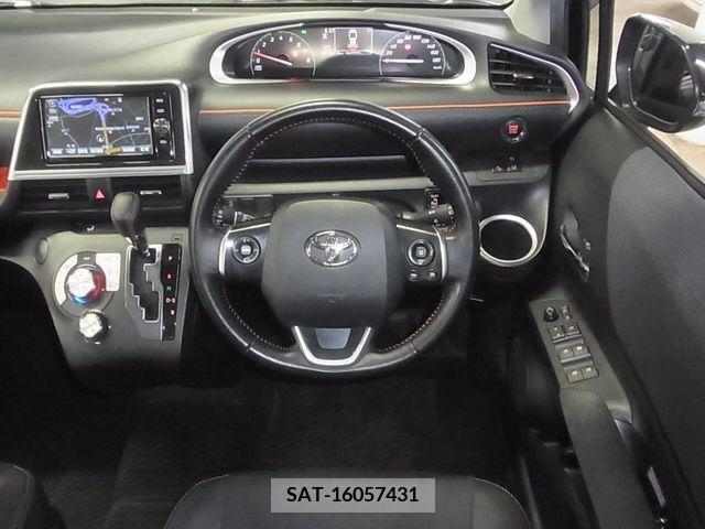 Toyota SIENTA 2018-06 298334-9