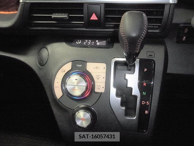 Toyota SIENTA 2018-06 298334-18