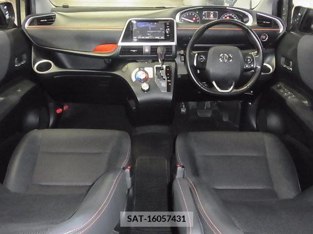 Toyota SIENTA 2018-06 298334-2