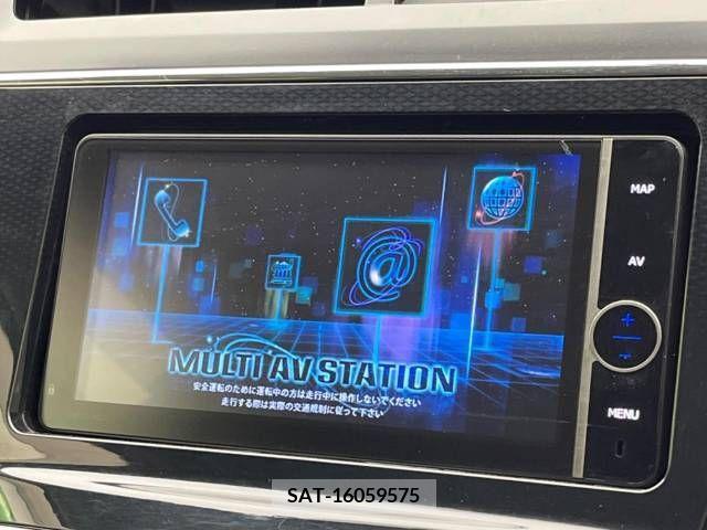 Toyota PRIUS ALPHA 2015-05 283468-2