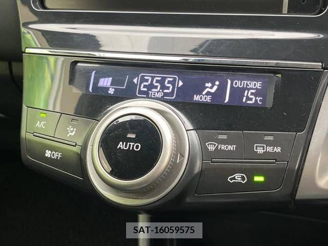 Toyota PRIUS ALPHA 2015-05 283468-6