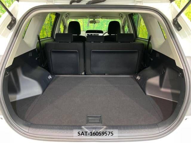 Toyota PRIUS ALPHA 2015-05 283468-10