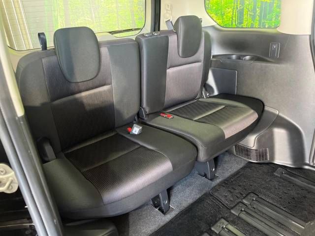 Nissan SERENA 2016-12 185731-10