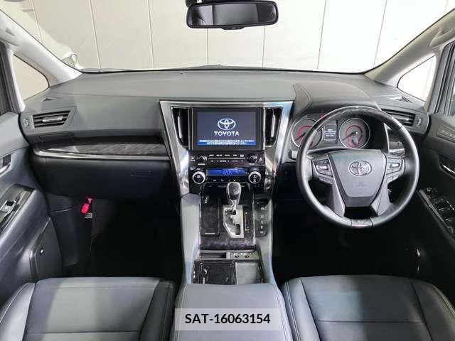 Toyota VELLFIRE 2018-04 287854-1