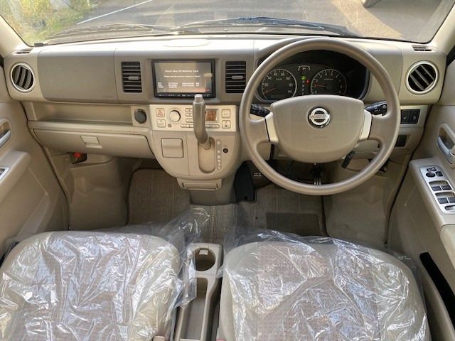 Nissan CLIPPER RIO 2015-01 18461-2