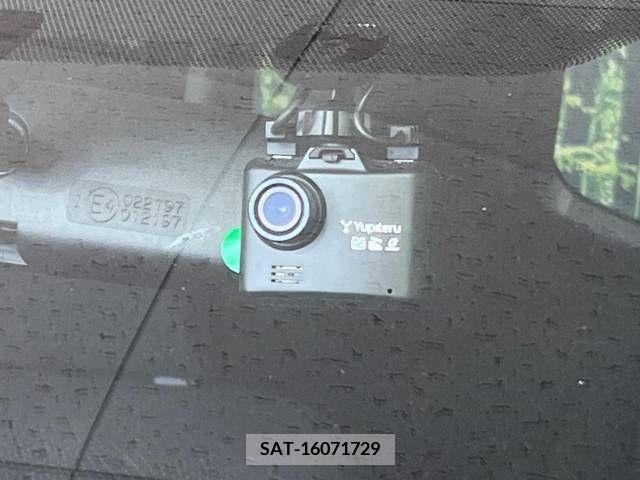 Toyota PRIUS ALPHA 2014-02 282505-6