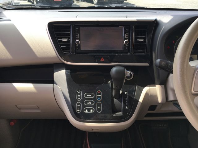 Nissan DAYZ ROOX 2017-06 17796-6
