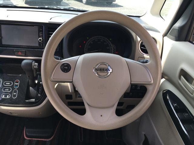 Nissan DAYZ ROOX 2017-06 17796-7