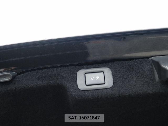 Lexus LS 2021-07 391885-17