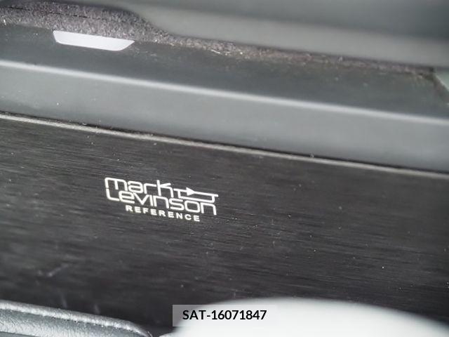 Lexus LS 2021-07 391885-20