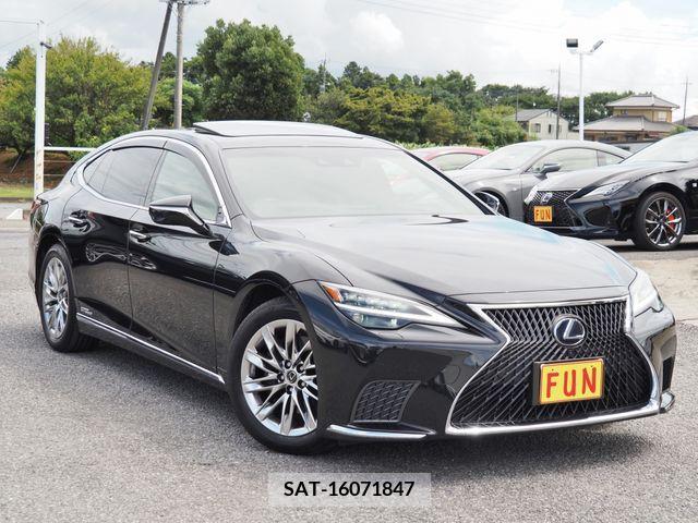 Lexus LS 2021-07 391885-2