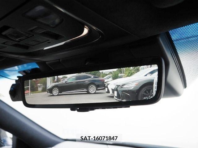 Lexus LS 2021-07 391885-25