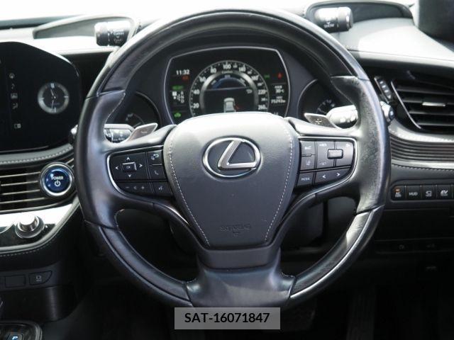 Lexus LS 2021-07 391885-19