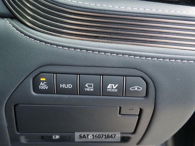 Lexus LS 2021-07 391885-27