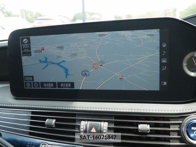 Lexus LS 2021-07 391885-21