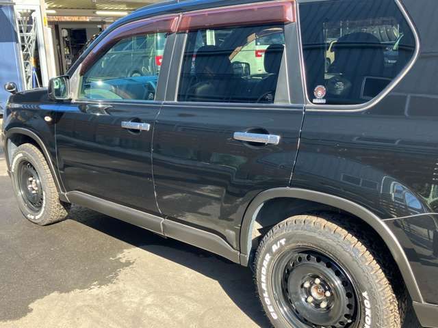 Nissan X-TRAIL 2010-10 196801-7
