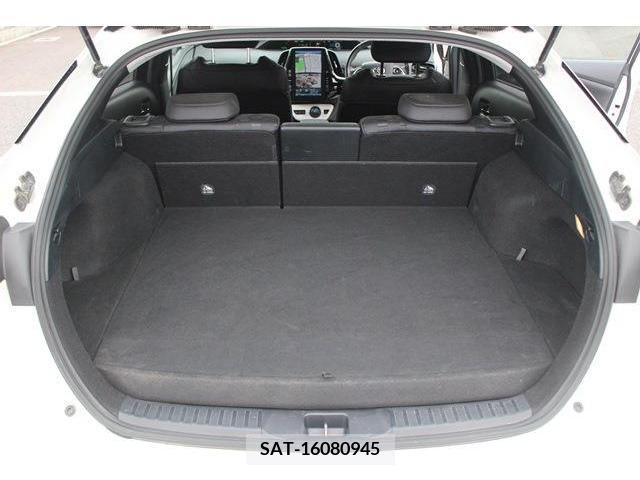 Toyota PRIUS PHV 2017-07 237077-17