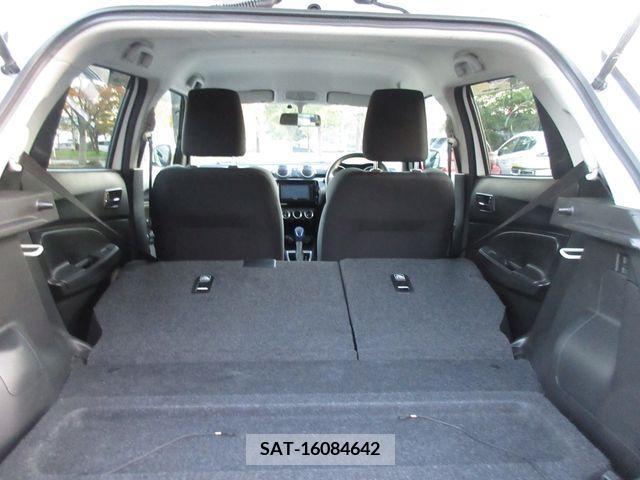 Suzuki SWIFT 2017-11 251550-16