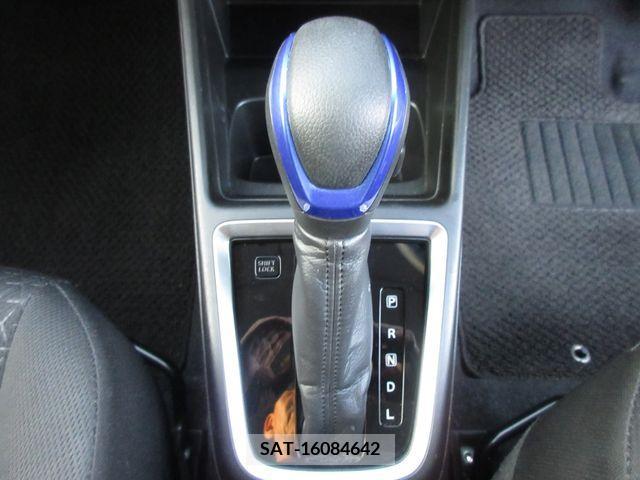 Suzuki SWIFT 2017-11 251550-9