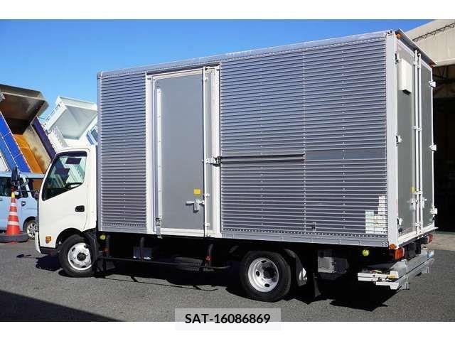 Hino DUTRO 2017-08 202535-6