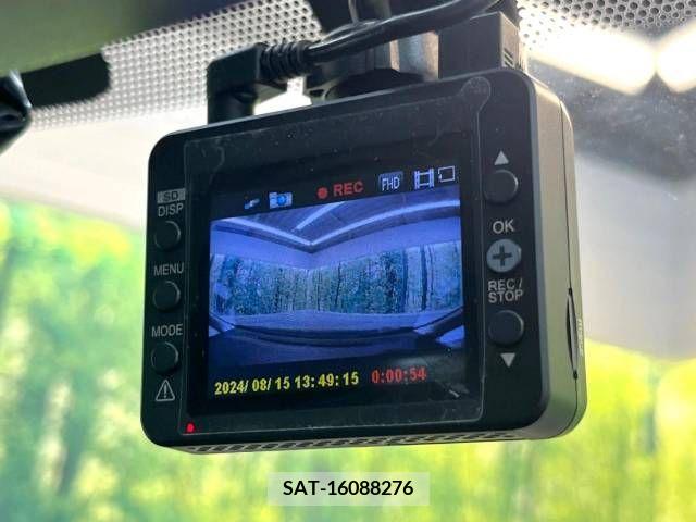 Nissan NOTE 2014-03 365455-6